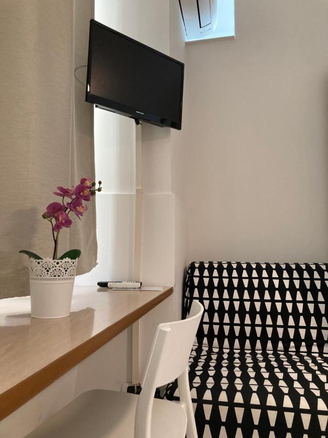 ホテルLa Casa Di Flo ナポリ エクステリア 写真