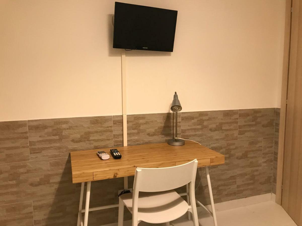 ホテルLa Casa Di Flo ナポリ エクステリア 写真